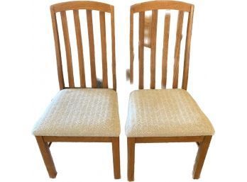 Broyhill Quality Furniture Chairs With Cream Fabric (2)