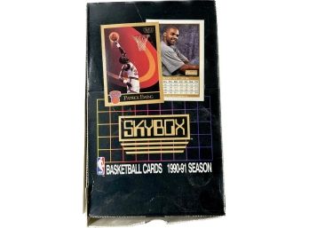 BOX BASKETBALL - 1990-91 NBA Skybox Basketball Cards