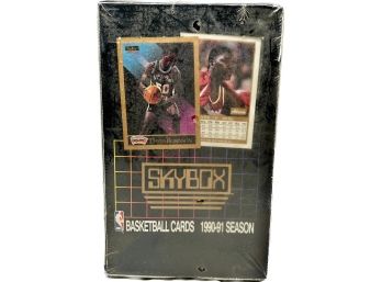 BOX BASKETBALL - Unopened 1990-91 NBA Skybox Basketball Cards MICHAEL JORDAN
