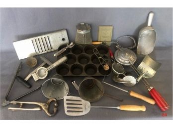 Mixed Lot Antiques Collectibles