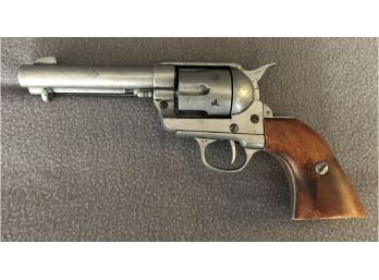 Replica Antique Revolver