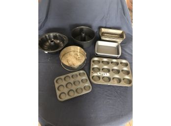 Lot Of Baking Pans. Wilton Bundt Cake, Thurnauer 9 Cake Pan, Fluted Tube Pan, Bread Pans, Cupcake Tins. (R)