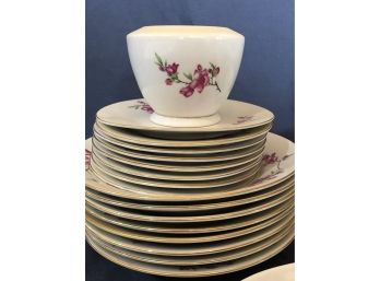 Beautiful 7 Piece Flower China Set. Unknown Maker. (R)