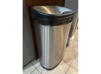 Nine Stars Electric Trashcan