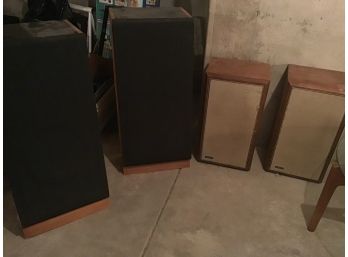 2, 26 Inch By 14 Inch Speaker With 2 38 Inch By 17 Inch Larger Speakers.