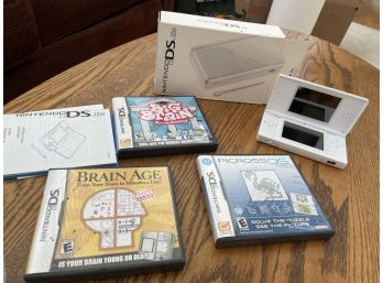 Nintendo DS Lite With 3 Games - Appears To Be New With Box