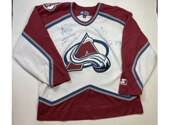 Autographed Avalanche NHL Jersey. Size Large.