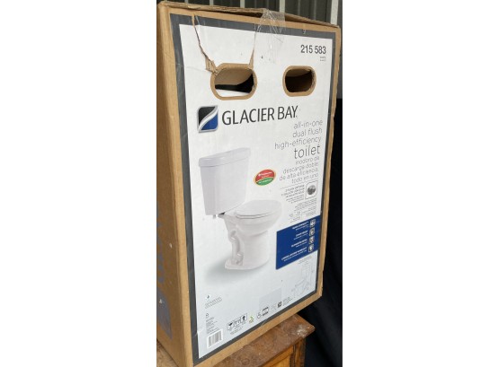 Glacier Bay All In One, Dual Flush, High Efficiency Toilet. New In Box!