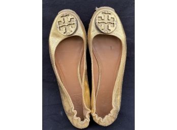 TORY BURCH Gold Flats! Fits Size 9 Foot.