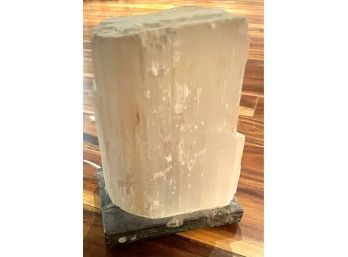 Selenite Lamp - Working But Needs A New Bulb