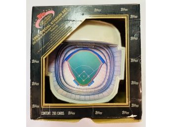 TOPPS Stadium Club With 200 Baseball Cards. 100 Top Draft Picks And More!