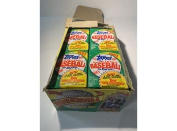 Packs Of Bubble Gum Baseball Trading Cards. 1987, TOPPS.