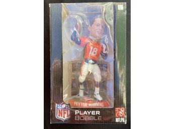 Peyton Manning BRONCOS Bobble Head In Original Box! Official NFL Player Bobble