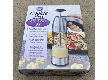 WILTON Cookie Press In Original Box. A Great Holiday Accessory!