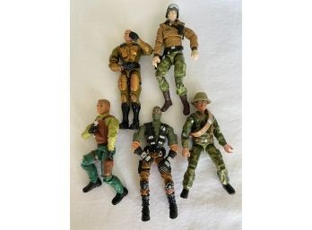 Vintage Hasbro G.I. JOE, 5 Count In Military Uniform. Loose Action Figures