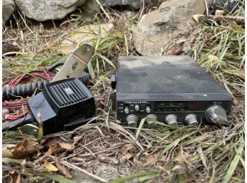 CB Truck Radio. Untested