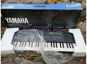 YAMAHA Porta Sound Pss-450. BRAND NEW IN ORIGINAL BOX!