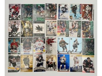 Large Lot Of NHL Hockey Trading Cards. Rookies And Collectors, Incl. Messier, Neely, And More!
