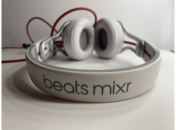 BEATS MIXR White And Red Wired Headphones. Untested.