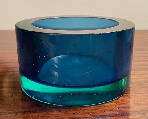 Mid-Century Italian Murano Glass Bowl - 4.75' W X 2.5'T