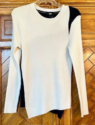 DKNY Black And White Asymmetrical Fitted Stretchy Cotton Sweater - Size L