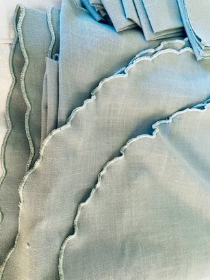 Vintage Seafoam Green Scalloped Border Tablecloth With 12 Napkins - Never Used - 90'L X 60' W