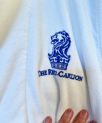 Ritz Carlton White Terry Unisex Robe - One Size