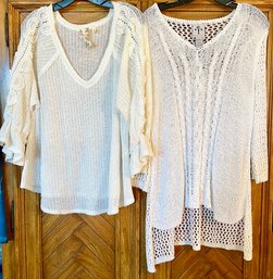 Lot/2 White Tops Sweaters - Rain And Rose Size M  And Blu Pepper Size M