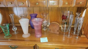 077 - Lot Of Glass Vases