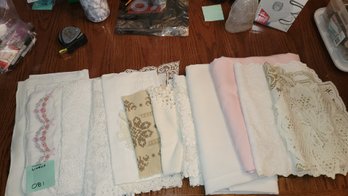 081 - Lot Of Table Linens