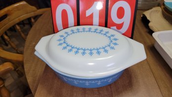 COVERED PYREX - Lot 019