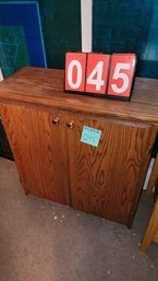 STORAGE CABINET - Lot 045