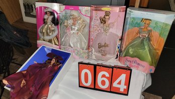 BARBIE COLLECTABLE - Lot 064