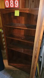 BOOK SHELF - Lot 89