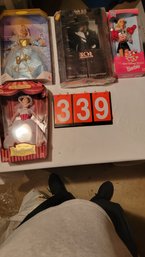 LOT OF NEW SET OF 4 BARBIE - LOT 339