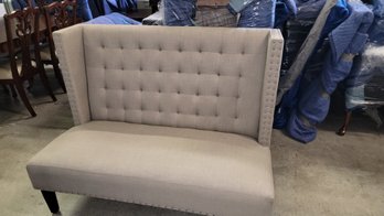 023 Tufted Wing Back Love Seat Bench