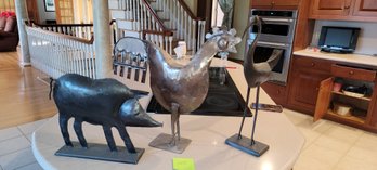 105 - METAL ANIMAL DECOR