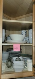 032- Cabinet Full Of Dishwear