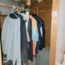 090 - Clothing Lot