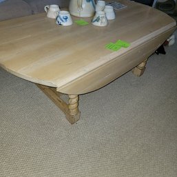 117-Coffee Table (Contents Not Included)