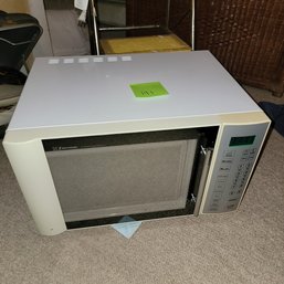 141- Microwave Oven