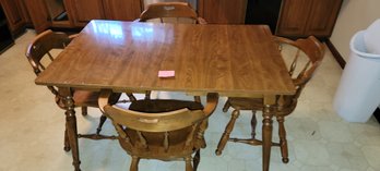 056 - DINING TABLE W/ 4 CHAIRS