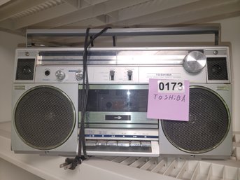 173 - Toshiba RT-120S Radio Boombox 1980s Vintage Player - UNTESTED