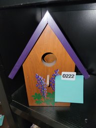 222 - BIRD HOUSE