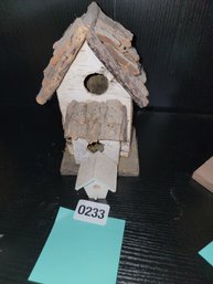 233 - BIRD HOUSE