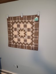 243 - QUILT DECOR