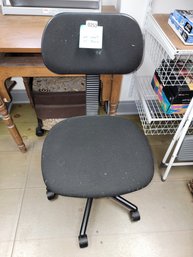 253 -OFFICE CHAIR