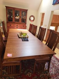 059 - MISSION STYLE DINING ROOM TABLE WITH 6 CHAIRS - MEASUREMENTS ARE PICTURED - AMAZING NICE CONDITION