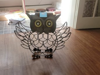 179 - DECORATIVE OWL