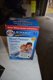 31 Blood Pressure Machine